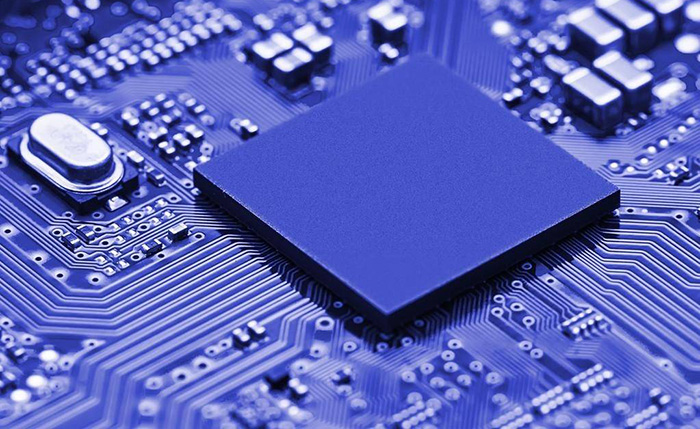 收購 Maxim 負(fù)載驅(qū)動(dòng)器、硅射頻收發(fā)器、Renesas 開關(guān)穩(wěn)壓器