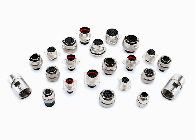 供應(yīng) Littelfuse 輕觸開關(guān)、DC車用連接器、溫度傳感器 和 碳化硅（SiC）產(chǎn)品
