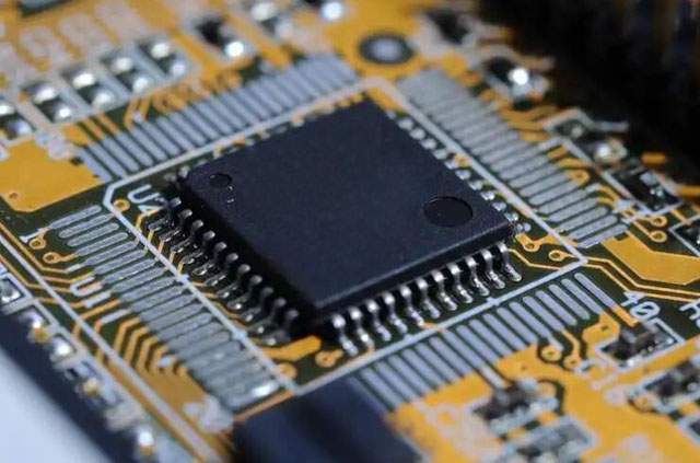 供應(yīng) [Infineon] 存儲器：供應(yīng) F-RAM（鐵電 RAM）存儲器 IC、NOR 閃存存儲器 IC