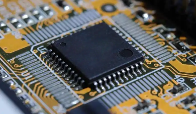 回收 [Broadcom] PCIe 交換機(jī)、以太網(wǎng)交換機(jī)、汽車 PHY、以太網(wǎng) PHY 收發(fā)器