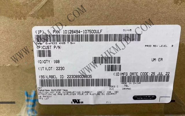 安費(fèi)諾 10128494-107500ULF ExaMEZZ? 夾層式連接器，引領(lǐng)高速連接新時(shí)代